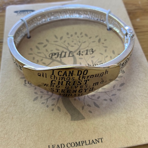 SALE!! Phil 4:13 Bracelet - Picture 4 of 4